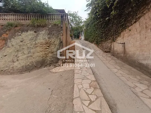 Chácara com 1300m² 4 quartos e 3 banheiros, à venda, no bairro Caceia em Mairiporã