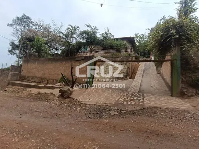 Chácara com 1300m² 4 quartos e 3 banheiros, à venda, no bairro Caceia em Mairiporã