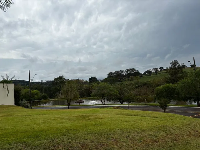 Terreno com 622m², à venda, no bairro Esperança em Londrina