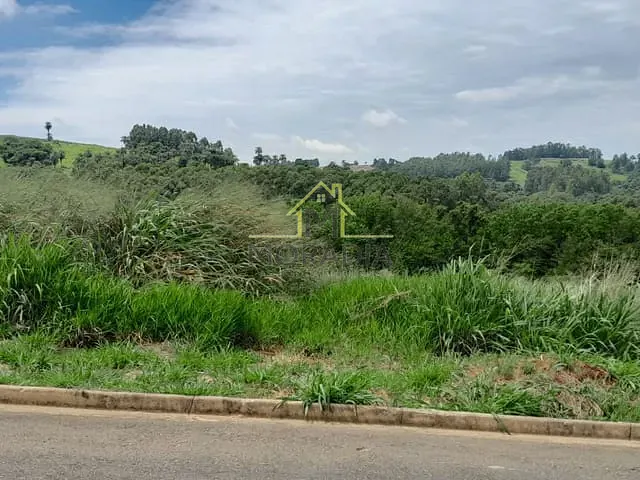 Terreno com 465m², à venda, no bairro Vale Da Mata em Guaxupé