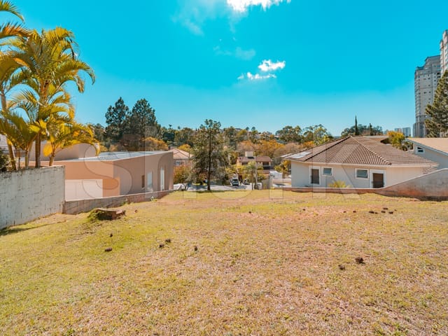 Terreno com 525m², à venda, no bairro Alphaville em Santana de Parnaíba