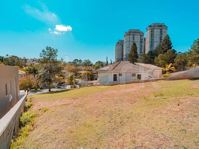Terreno com 525m², à venda, no bairro Alphaville em Santana de Parnaíba