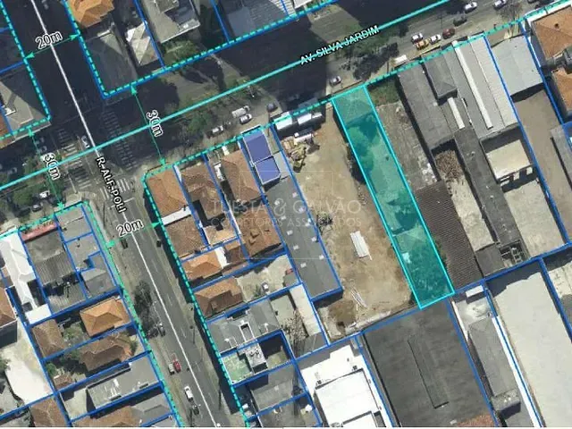 Terreno com 825m², à venda, no bairro Rebouças em Curitiba