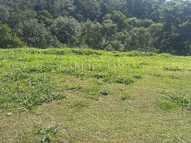 Terreno com 489m², à venda, no bairro Loteamento Residencial e Comercial Horto Florestal em Jundiaí