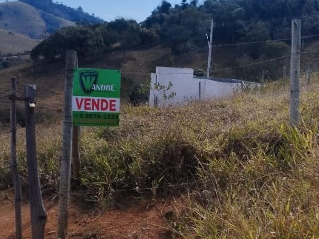 Terreno com 160m², à venda, no bairro Collen em Cambuí
