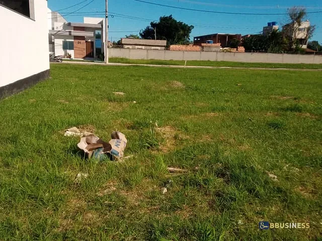 Terreno com 140m², à venda, no bairro Novo Jockey em Campos dos Goytacazes