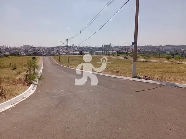 Terreno com 297m², à venda, no bairro Novo Horizonte em Piracicaba