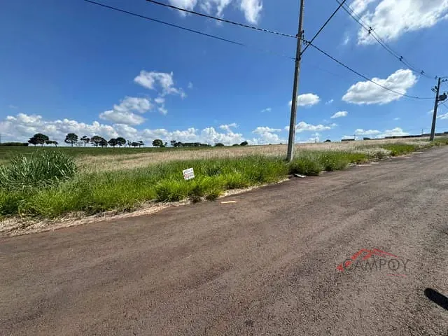 Terreno com 393m², à venda, no bairro Residencial Rosa Cazarin em Apucarana