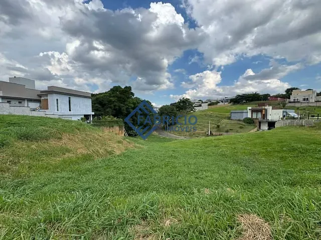 Terreno com 810m², à venda, no bairro Condomínio Santa Teresa em Vinhedo