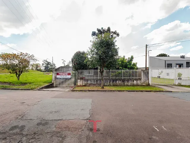 Terreno com 576m², à venda, no bairro Pinheirinho em Curitiba