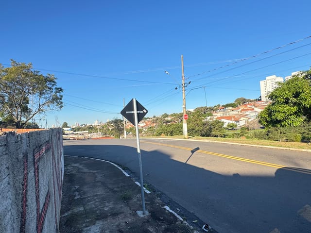 Terreno com 300m², à venda, no bairro Jardim Wanderley em Tatuí