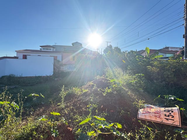 Terreno com 300m², à venda, no bairro Jardim Wanderley em Tatuí