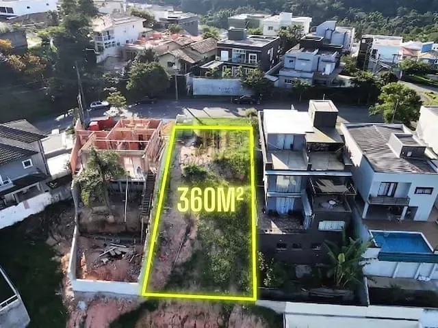 Terreno com 360m², à venda, no bairro Jardim Caiapiá em Cotia