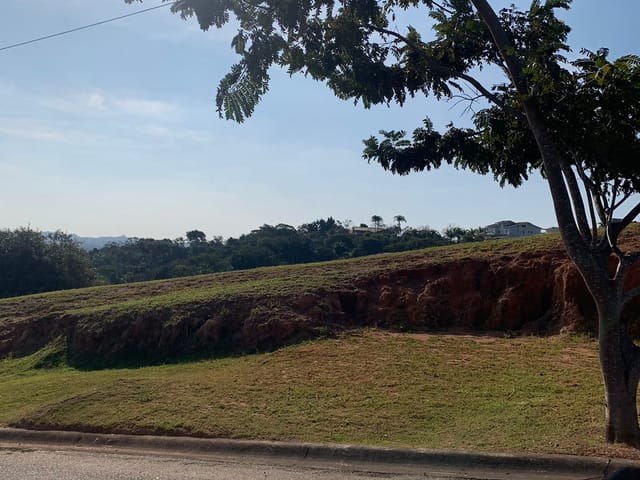 Terreno com 525m², à venda, no bairro Engenho Seco em Louveira