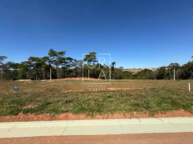 Terreno com 428m², à venda, no bairro Fazenda Gameleira em Goiânia