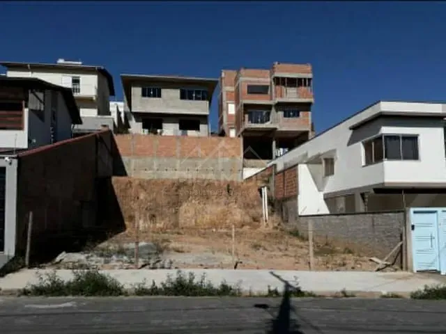 Terreno com 300m², à venda, no bairro Residencial Morumbí em Poços de Caldas