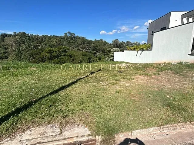 Terreno com 689m², à venda, no bairro Loteamento Residencial e Comercial Horto Florestal em Jundiaí