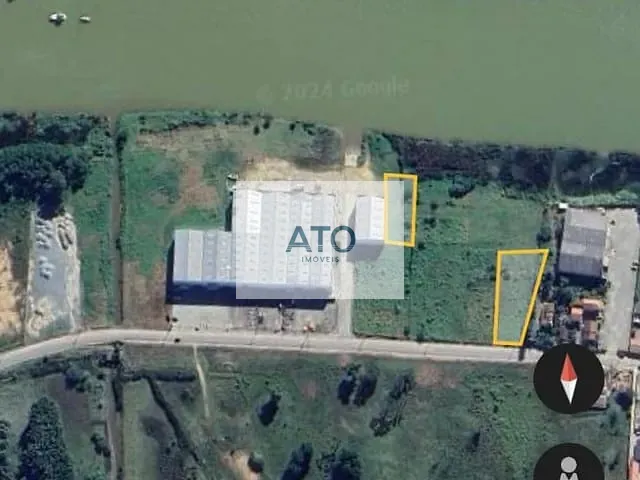 Terreno com 917m², à venda, no bairro Centro em Tijucas