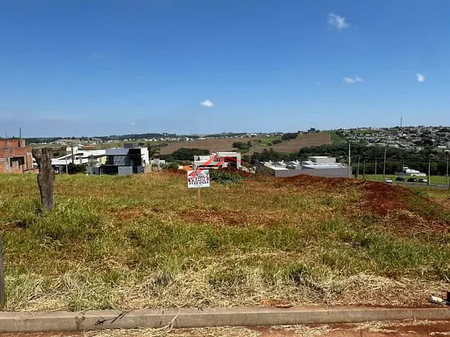 Terreno com 360m², à venda, no bairro Loteamento Residencial Cazarin em Apucarana