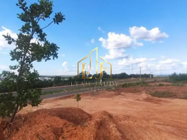 Terreno com 360m², à venda, no bairro Jardim Petrópolis em Várzea Grande
