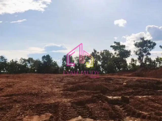 Terreno com 360m², à venda, no bairro Jardim Petrópolis em Várzea Grande