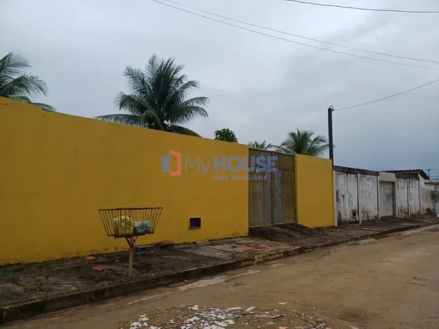 Terreno com 450m², à venda, no bairro Olivença em Ilhéus