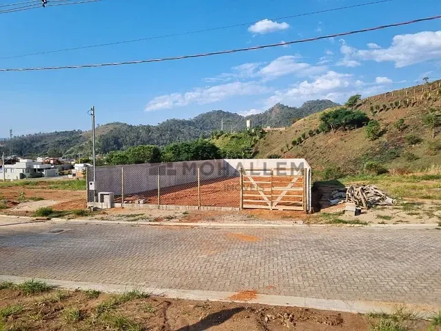 Terreno com 233m², à venda, no bairro Nossa Senhora de Fátima em Itajubá