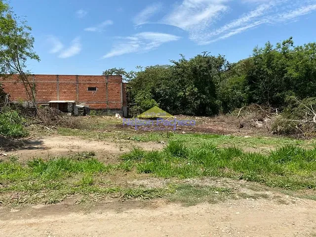 Terreno com 250m², à venda, no bairro Santa Rita de Cássia em Capivari