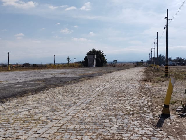 Terreno com 162000m², à venda, no bairro Veloso em Roseira