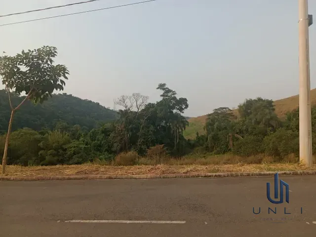 Terreno com 410m², à venda, no bairro Casa de Pedra em Volta Redonda
