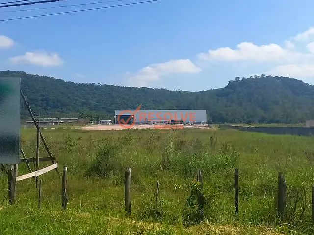 Terreno com 21011m², à venda, no bairro Industrial em Guararema