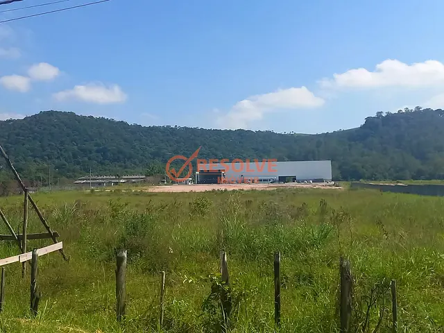 Terreno com 21011m², à venda, no bairro Industrial em Guararema