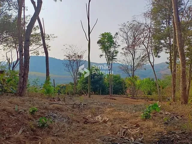 Terreno com 2500m², à venda, no bairro Balança em Simão Pereira