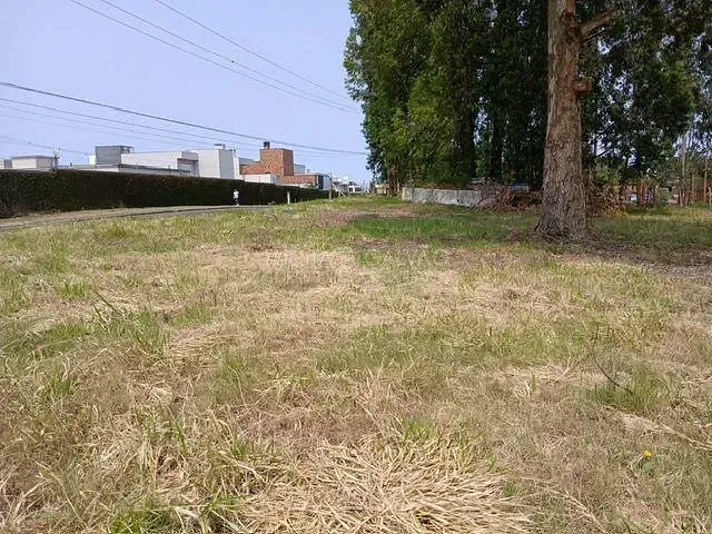 Terreno com 934m², à venda, no bairro Jardim Carvalho em Ponta Grossa