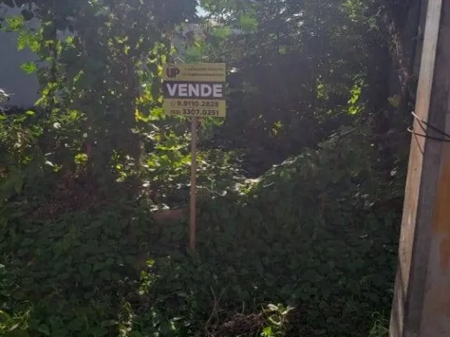 Terreno com 136m², à venda, no bairro Centro em Pelotas