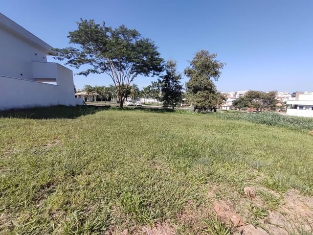 Terreno com 438m², à venda, no bairro Terras de São José em São João da Boa Vista