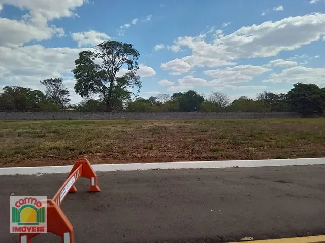 Terreno com 2000m², à venda, no bairro Vila Fabril em Anápolis
