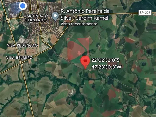 Terreno à venda, no bairro Centro em Pirassununga
