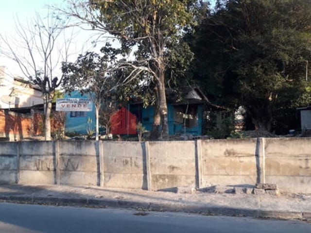 Terreno à venda, no bairro Alto do Cardoso em Pindamonhangaba