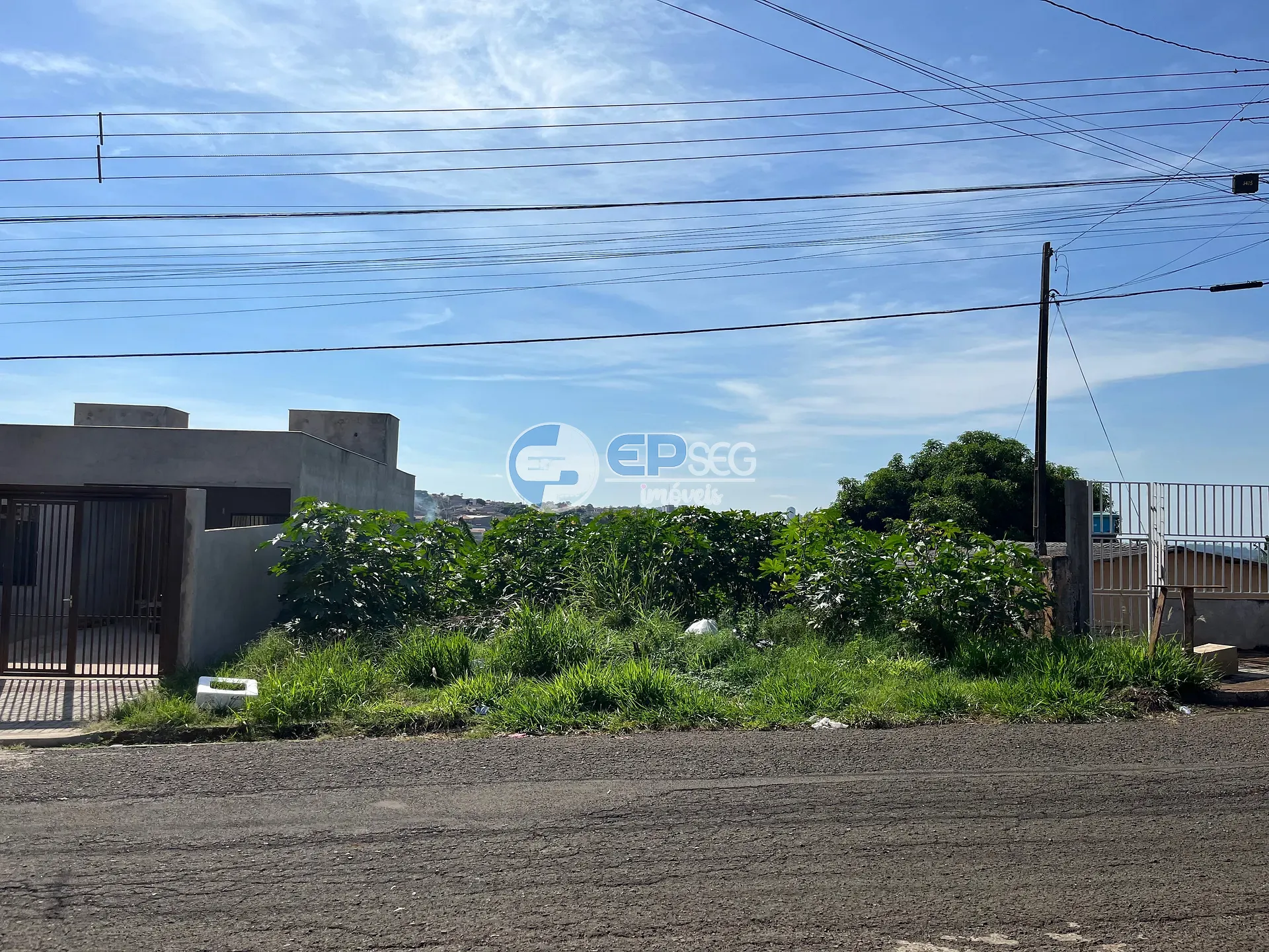 Terreno, 300 m² - Foto 1