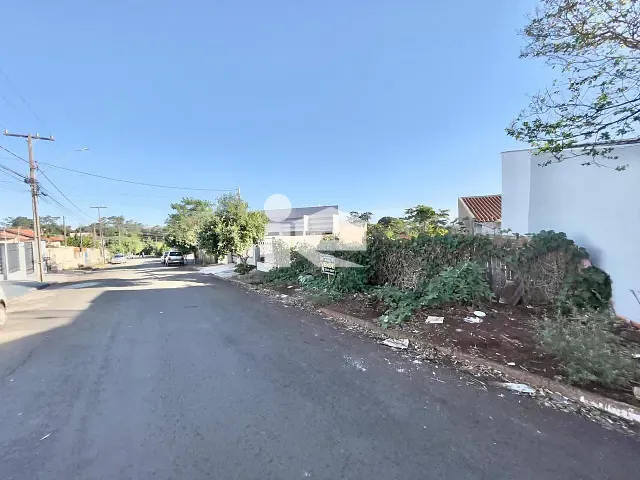 Terreno com 273m², à venda, no bairro Nobre IV em Rolândia