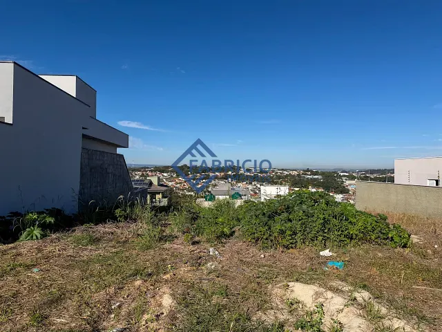Terreno com 250m², à venda, no bairro Bosque em Vinhedo