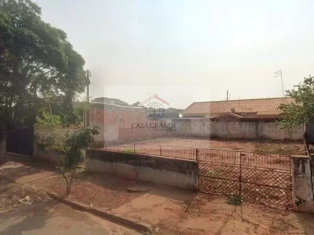 Terreno com 269m², à venda, no bairro Centro em Jaguapitã