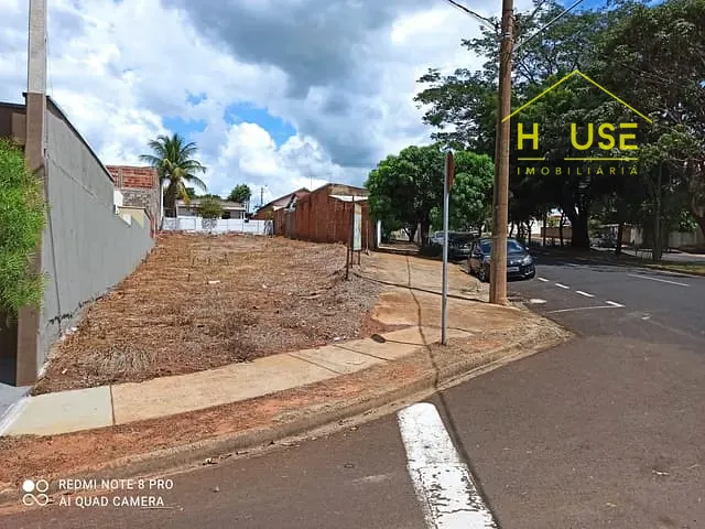 Terreno com 374m², à venda, no bairro Jardim Bom Clima em Votuporanga