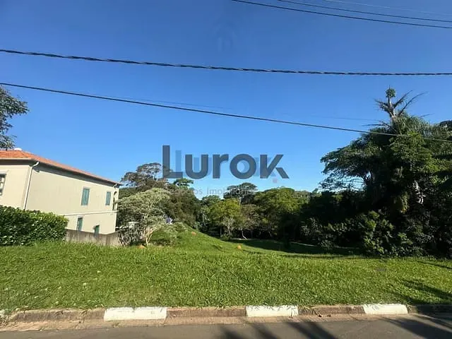 Terreno com 1000m², à venda, no bairro Condomínio Villa Lombarda em Valinhos