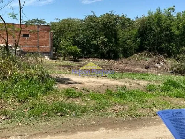 Terreno com 250m², à venda, no bairro Santa Rita de Cássia em Capivari