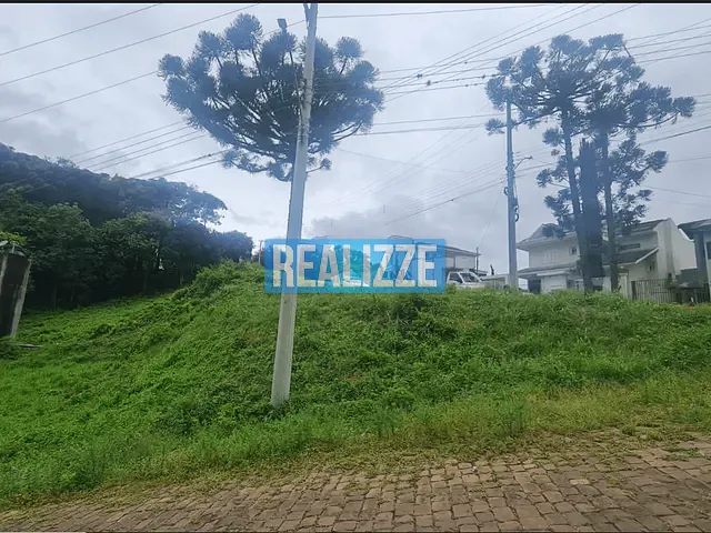 Terreno com 686m², à venda, no bairro Centro em Marau