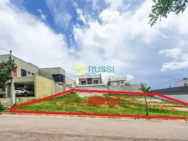 Terreno com 300m², à venda, no bairro Condomínio Terras do Vale em Caçapava