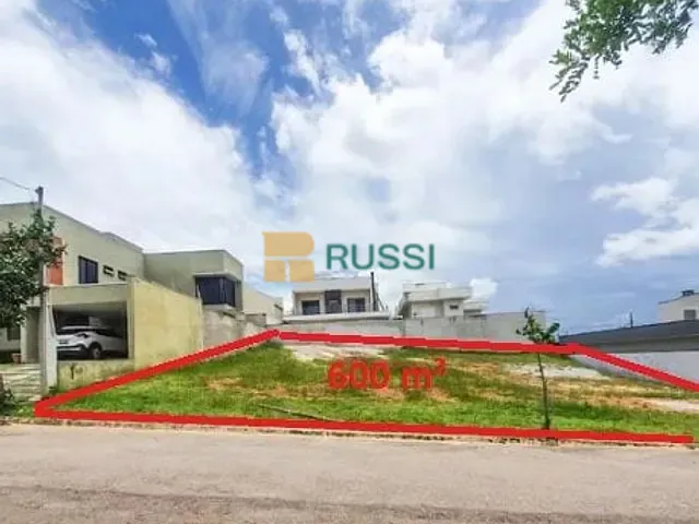 Terreno com 300m², à venda, no bairro Condomínio Terras do Vale em Caçapava