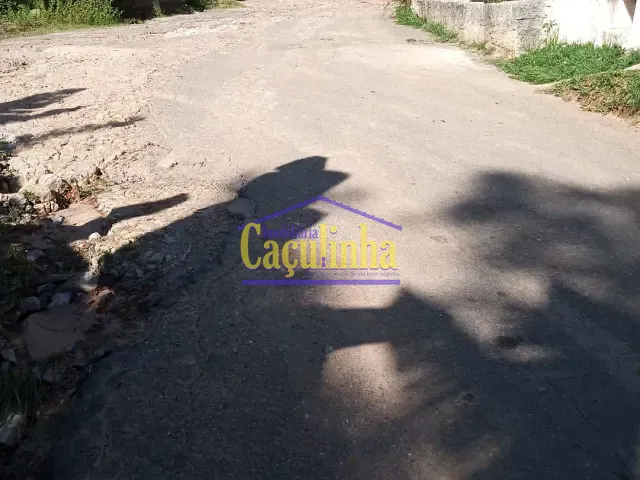 Terreno com 360m², à venda, no bairro Demetrio Ribeiro em Vassouras